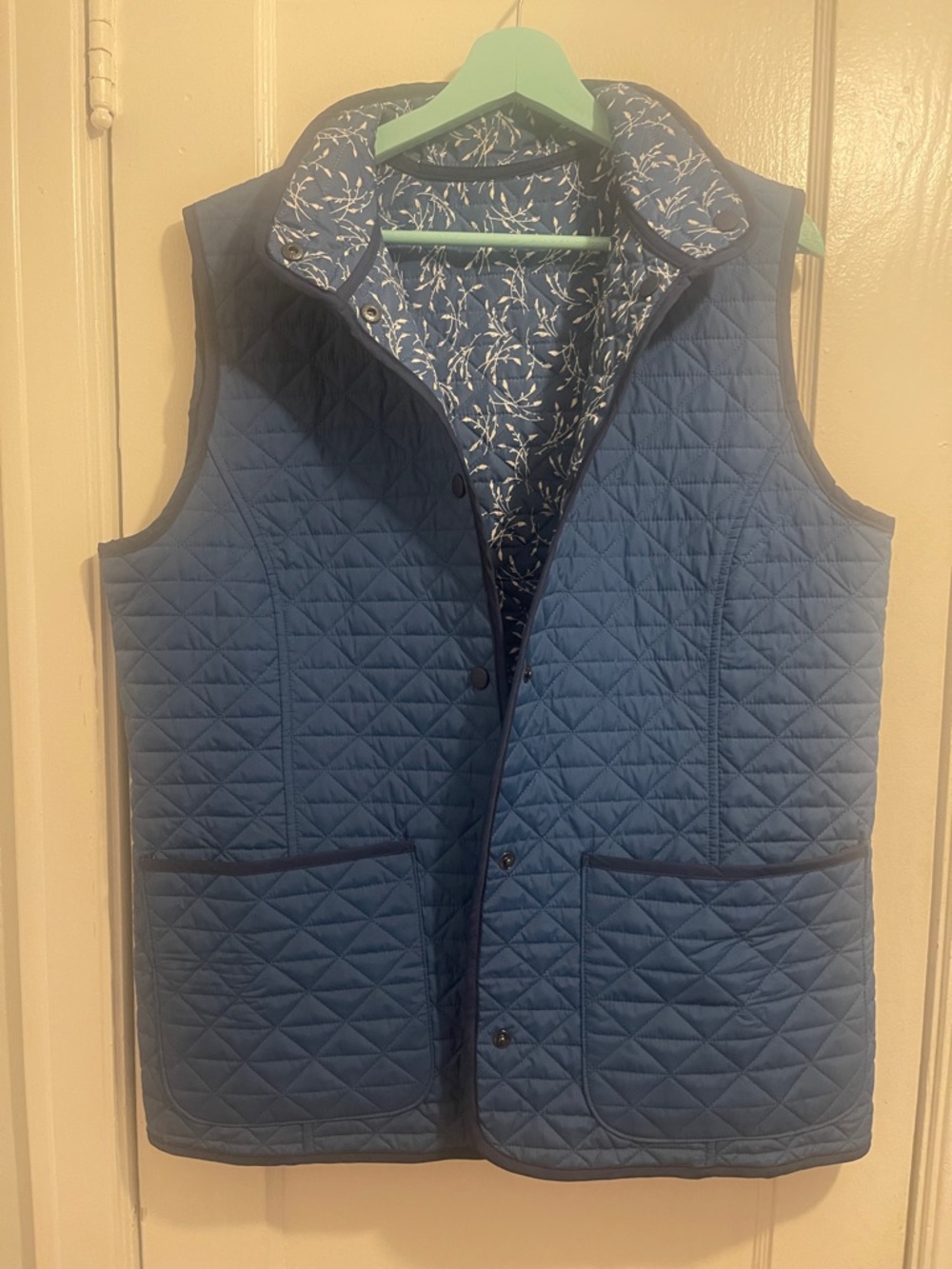 Lands' End Quilted Navy Blue Women’s Reversible Vest (item 40)